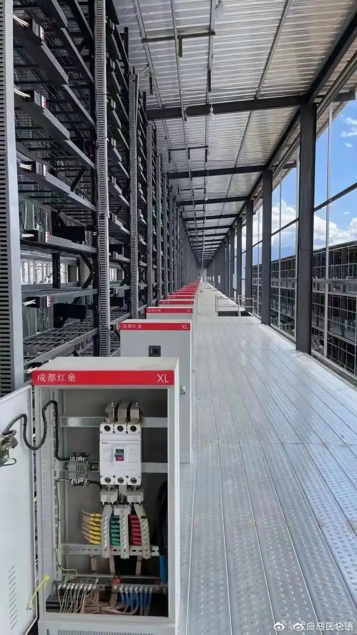 State-of-the-art silent mining farm with soundproofed rigs and cooling solutions